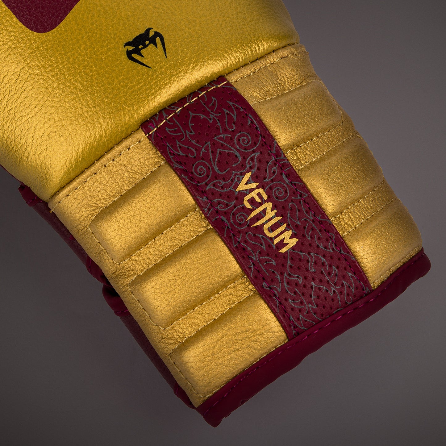 Venum Reverso Guanti da Boxe - Rosso Ciliegia/Oro