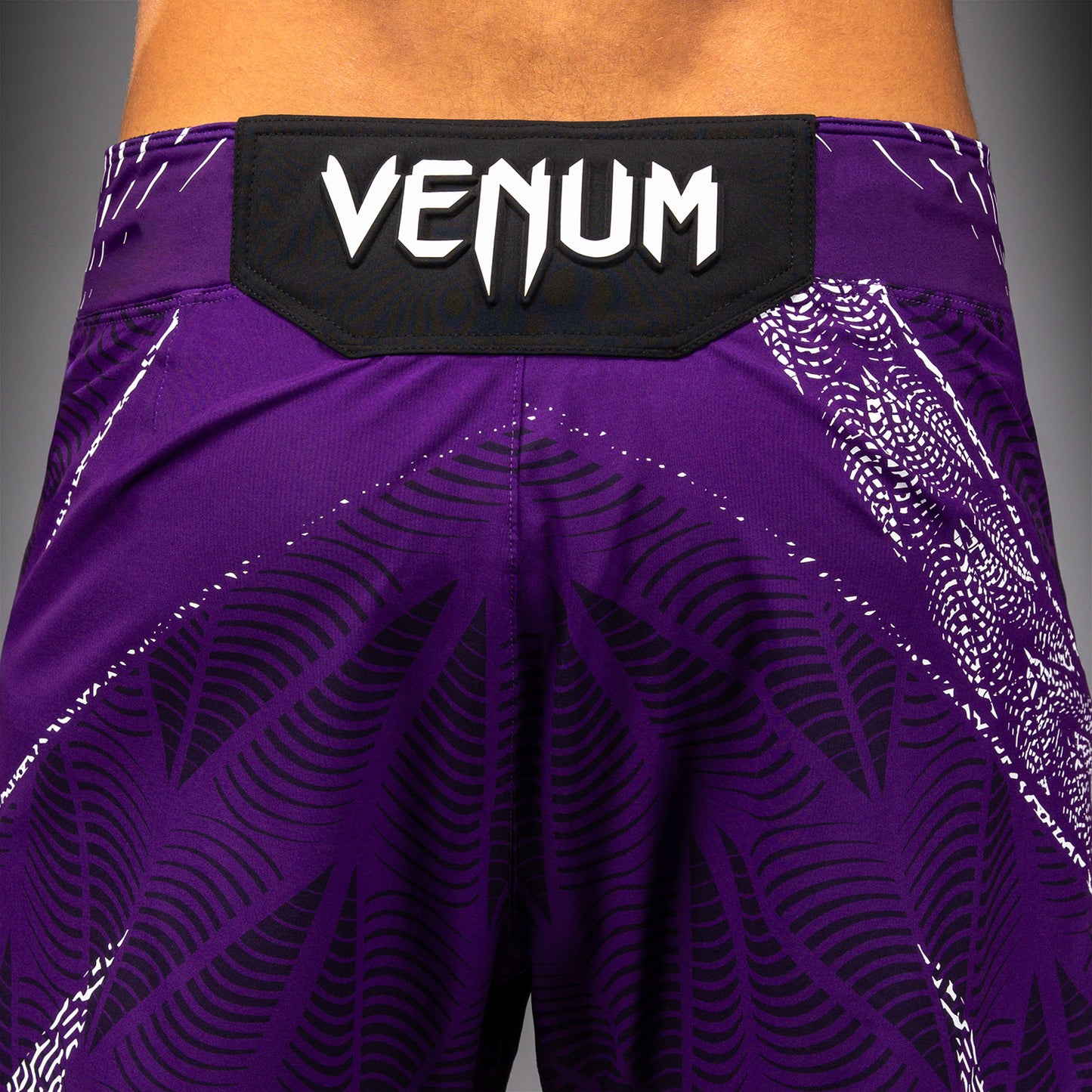 UFC Zenith by Venum Authentic Fight Night Pantaloncini da combattimento Fit corto Uomo Personalizzato - Viola