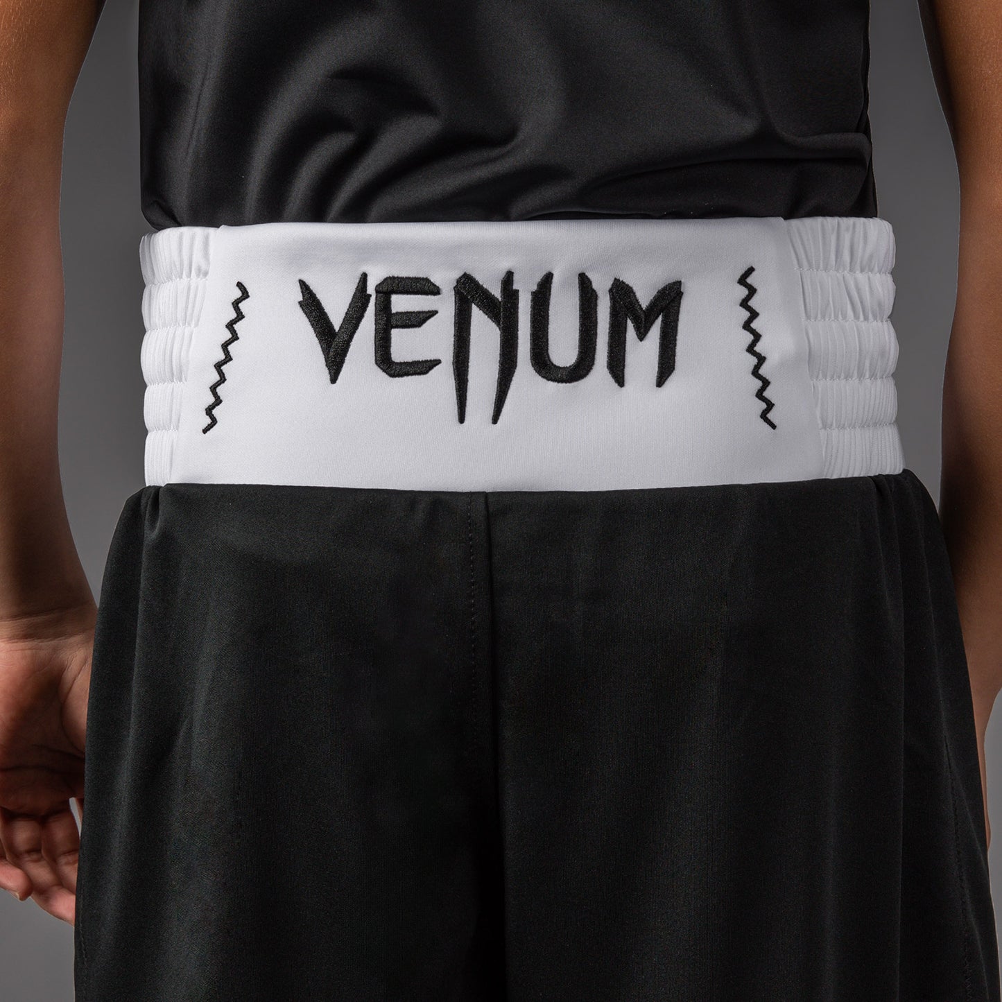 Venum Classic Pantaloncini da Boxe Per Bambini – Nero/Bianco