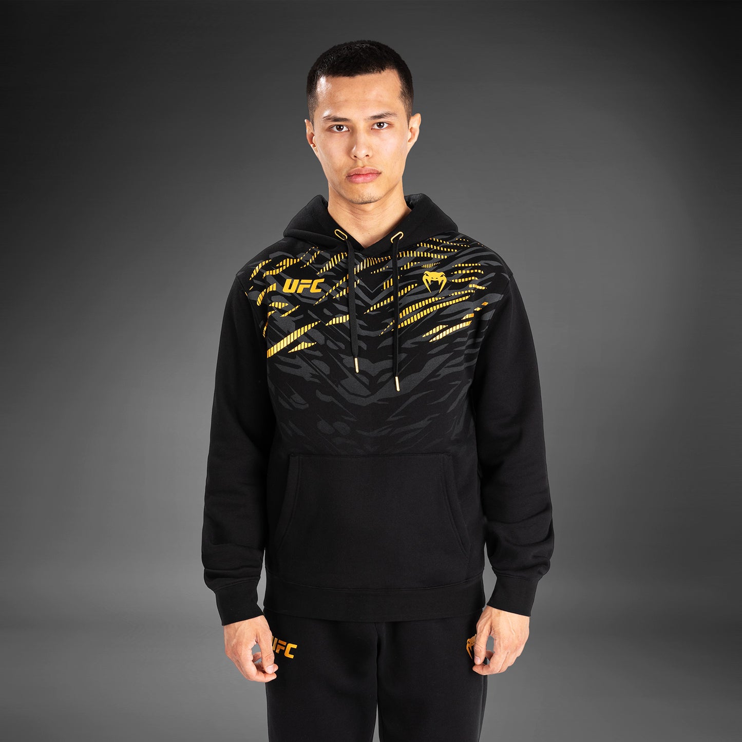 UFC Fusion by Venum Replica Felpa con Cappuccio per Uomo - Champion