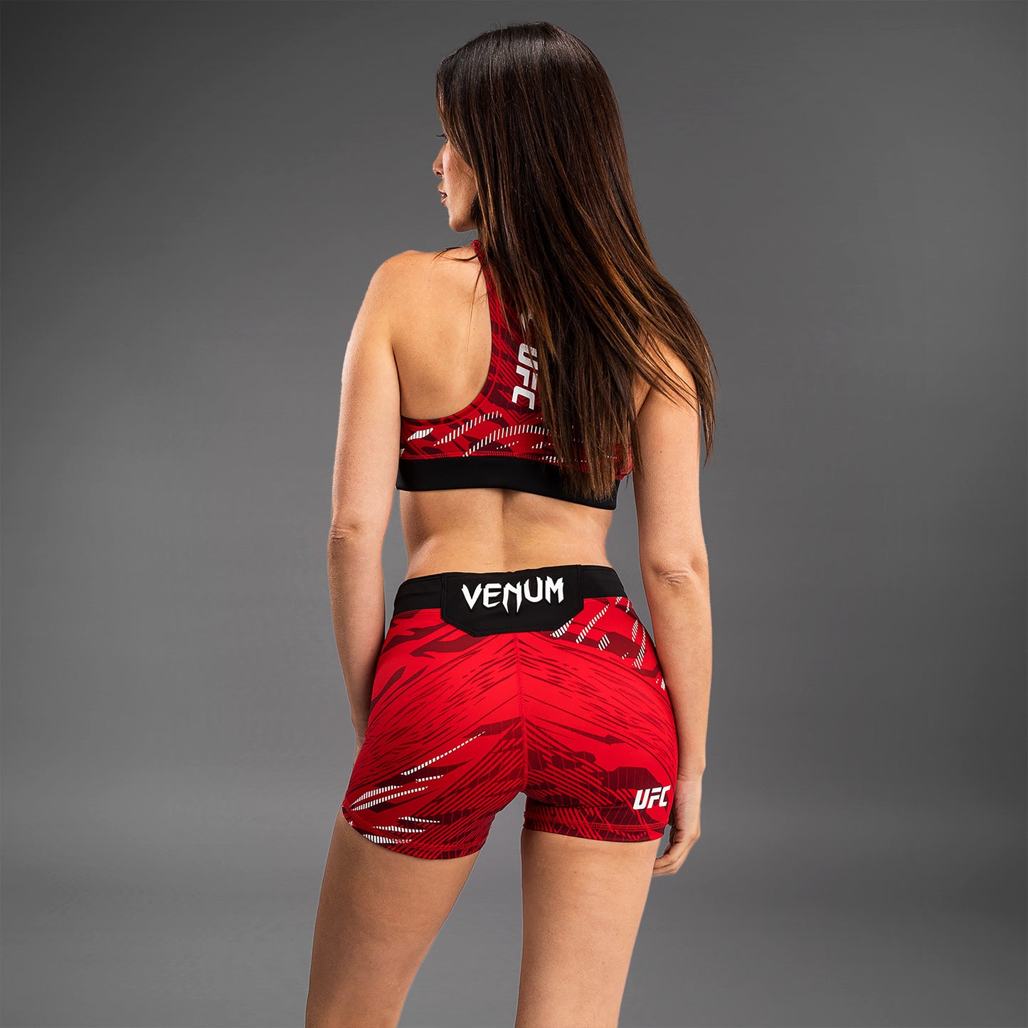 UFC Fusion by Venum Authentic Fight Night Vale Tudo Shorts per Donna - Fit Corto - Rosso
