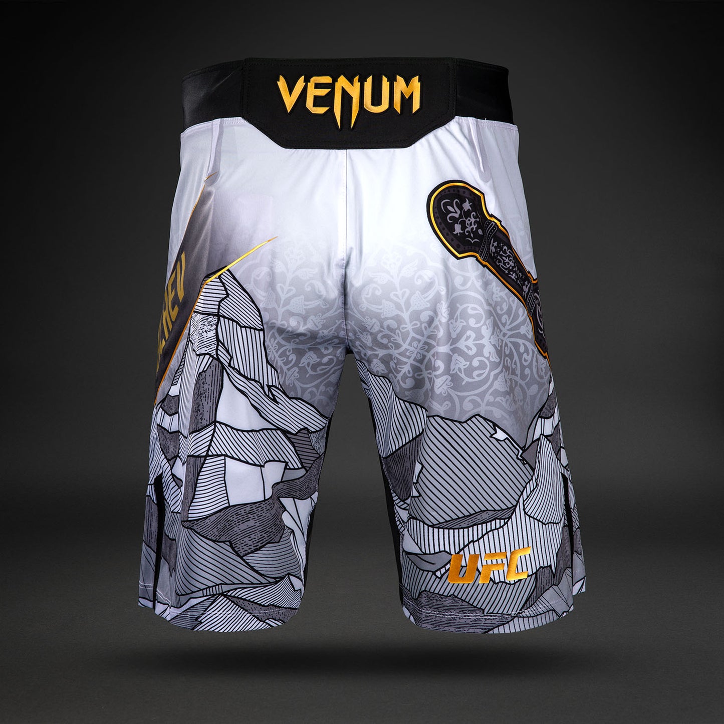 UFC Unrivaled by Venum Islam Makhachev Pantaloncini da combattimento Uomini - Bianco/Nero