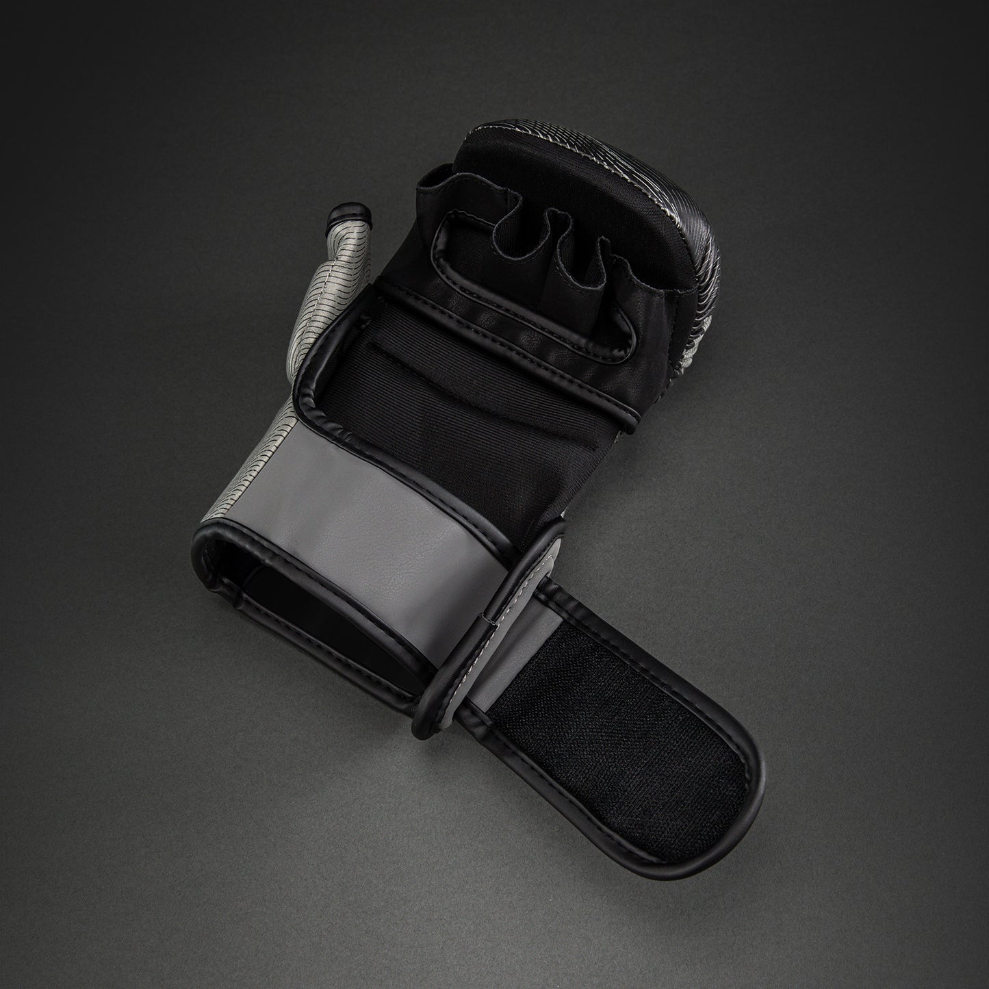 Venum Galactic 3.0 Guanti da Sparring - Nero/Oro