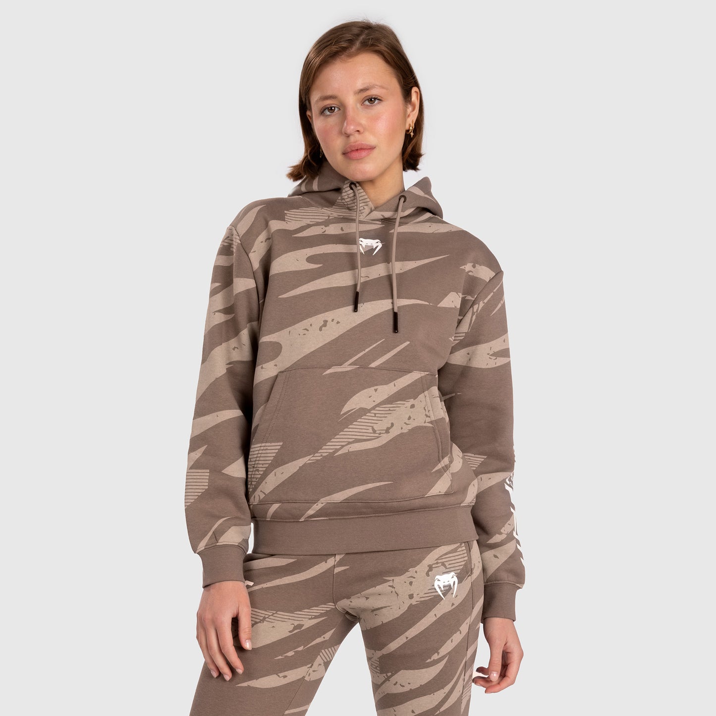 UFC Adrenaline by Venum Fight Week Felpa Con Cappuccio per Donna - Desert Camo