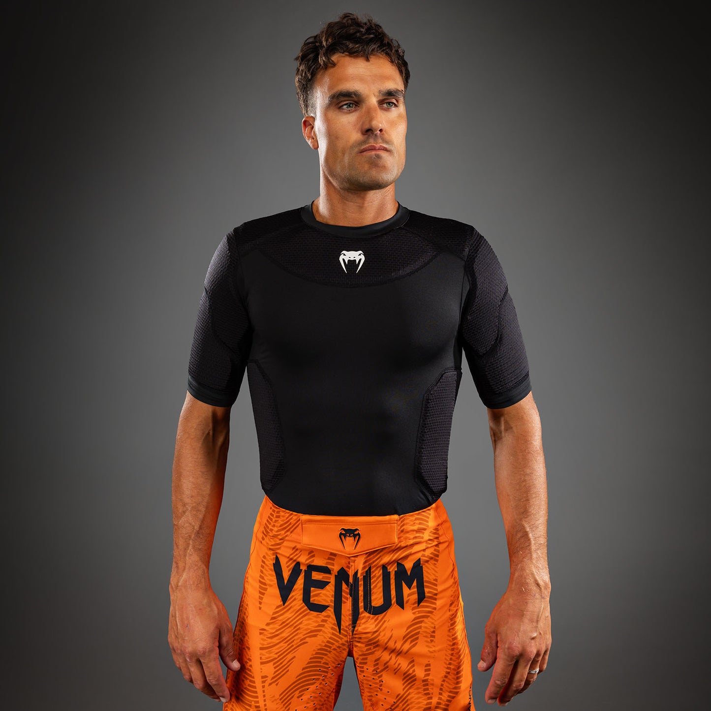 Venum MX Basics T-shirt protettiva - Nero/Bianco