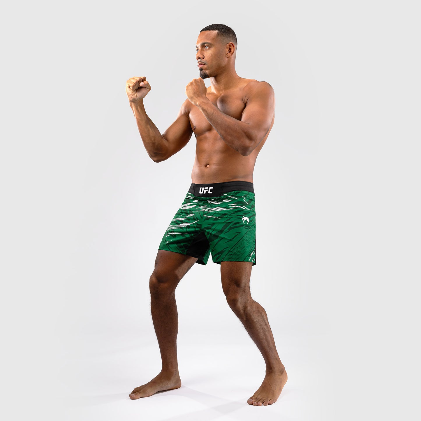 UFC Fusion by Venum Personalizzati Authentic Fight Night Shorts da Lotta per Uomo - Fit Corto - Verde