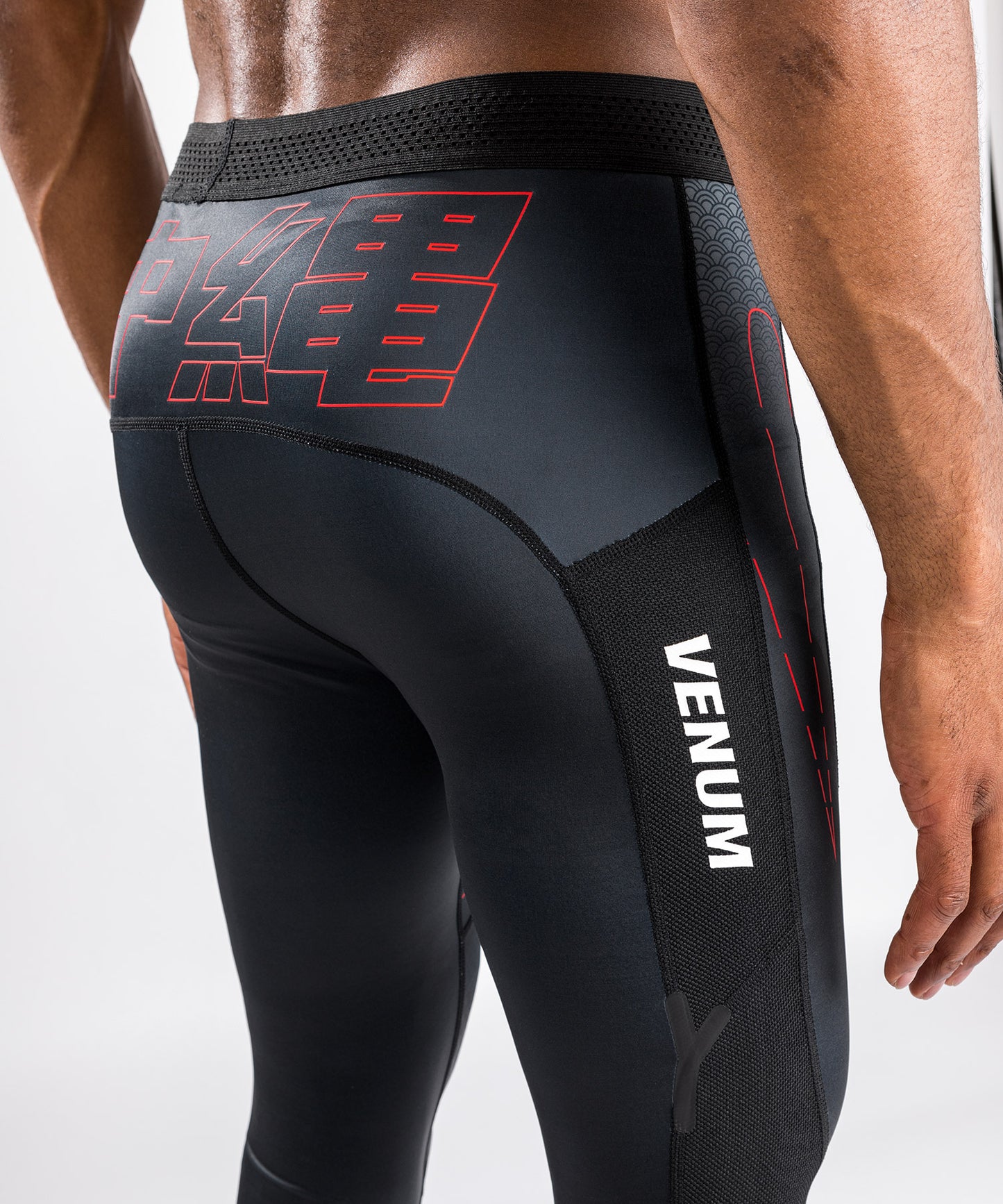 Pantaloni a compressione Venum Okinawa 3.0 - Nero/Rosso