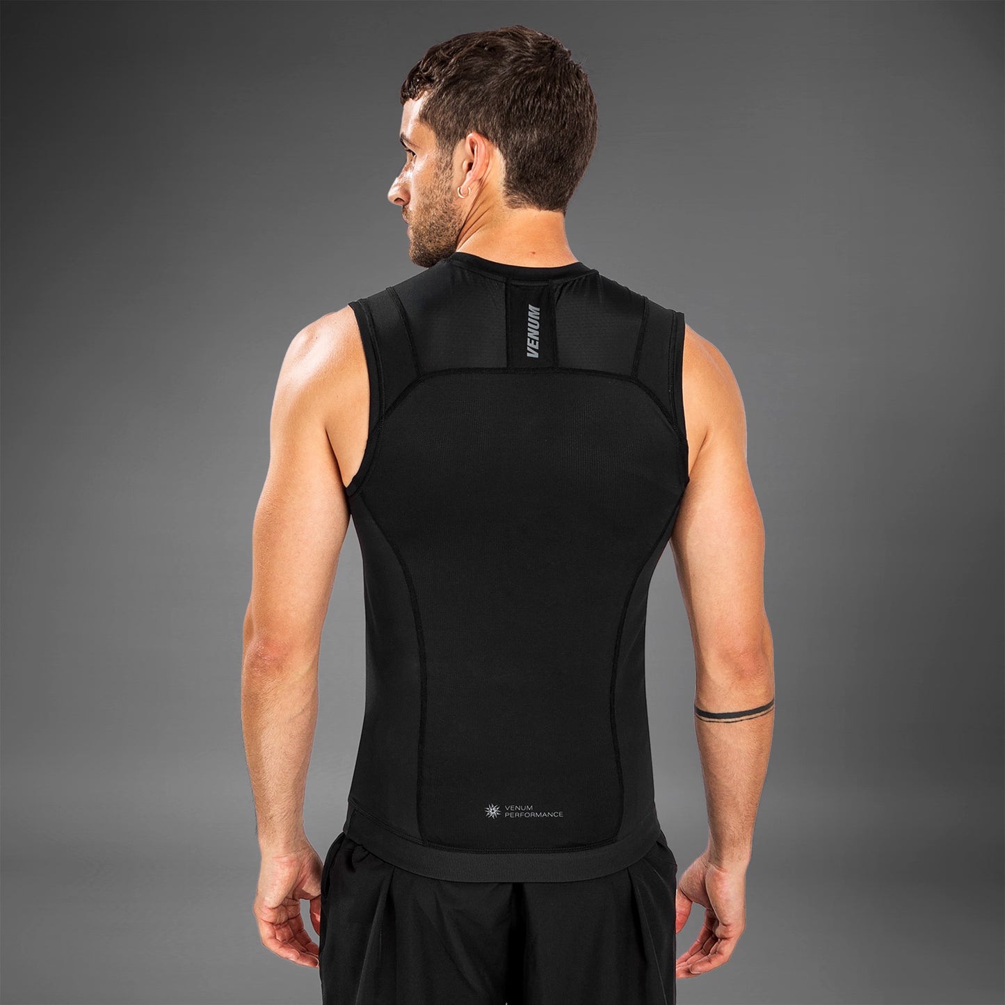 Venum G-Fit Air Rashguard senza maniche - Nero