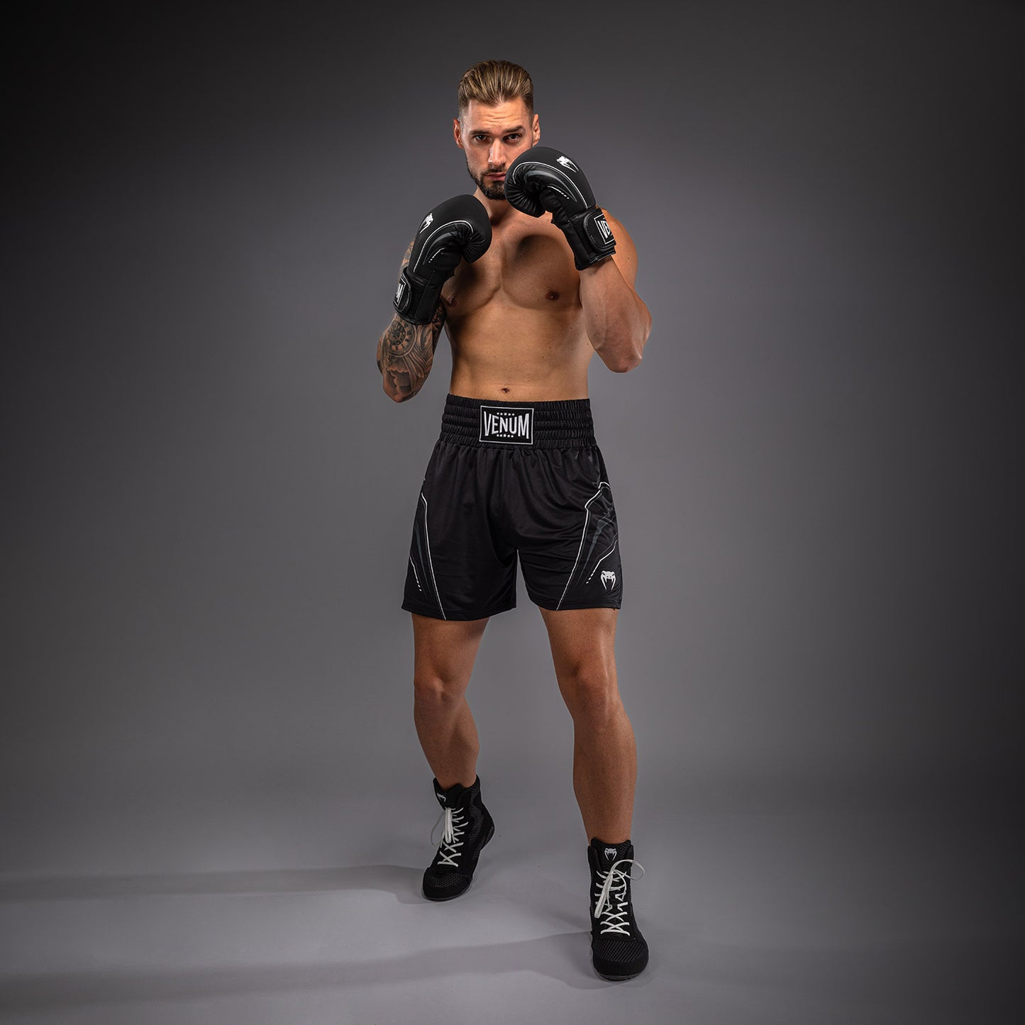 Venum Streamline Pantaloncini da Boxe – Nero/Bianco