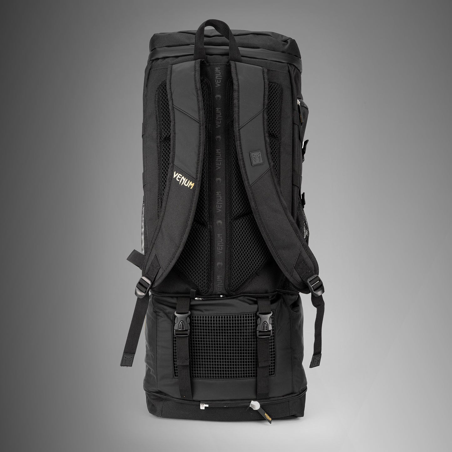 Venum Challenger Xtrem Evo Zaino (50-63L) – Nero/Oro
