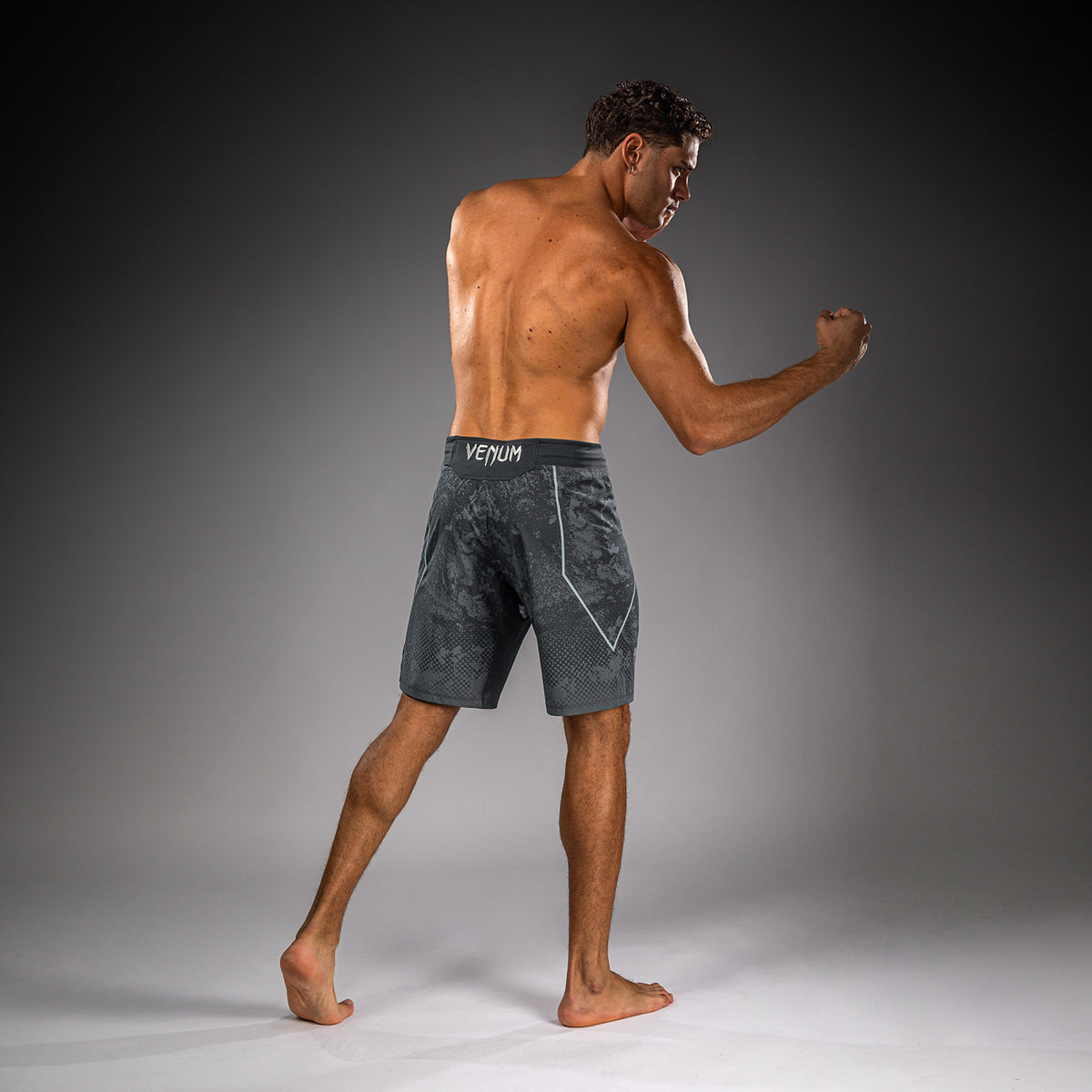 Venum x Batman Fightshort - Grigio