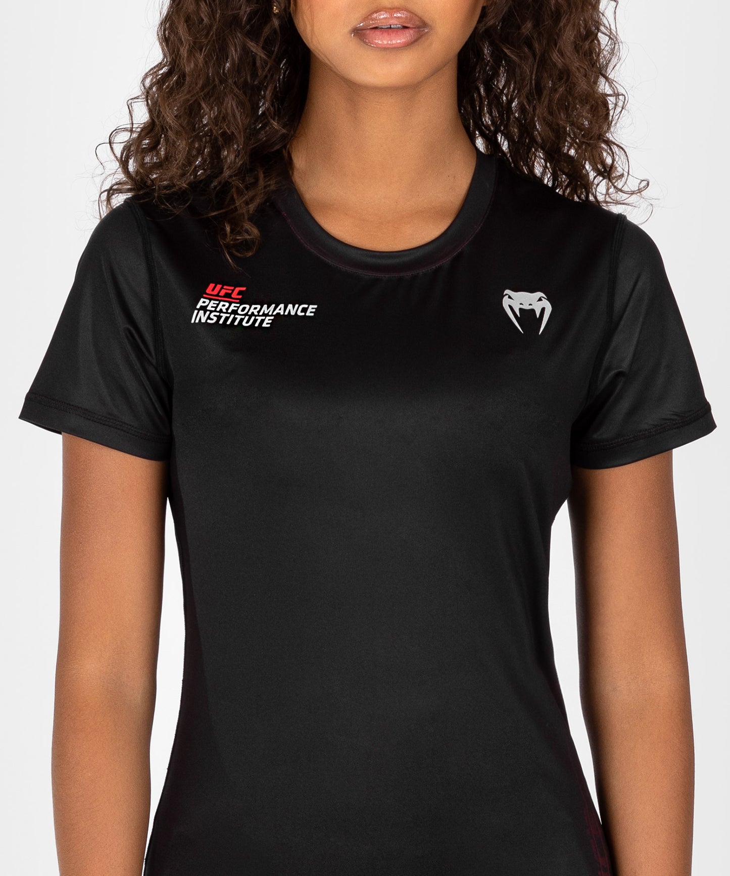 UFC Venum Performance Institute 2.0 Maglietta Dry-Tech da Donna - Nero/Rosso
