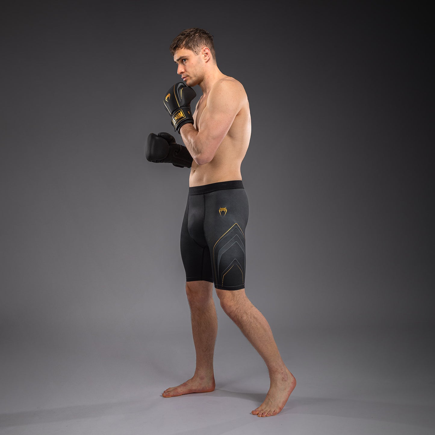 Venum Streamline Pantaloncini a Compressione – Nero/Oro