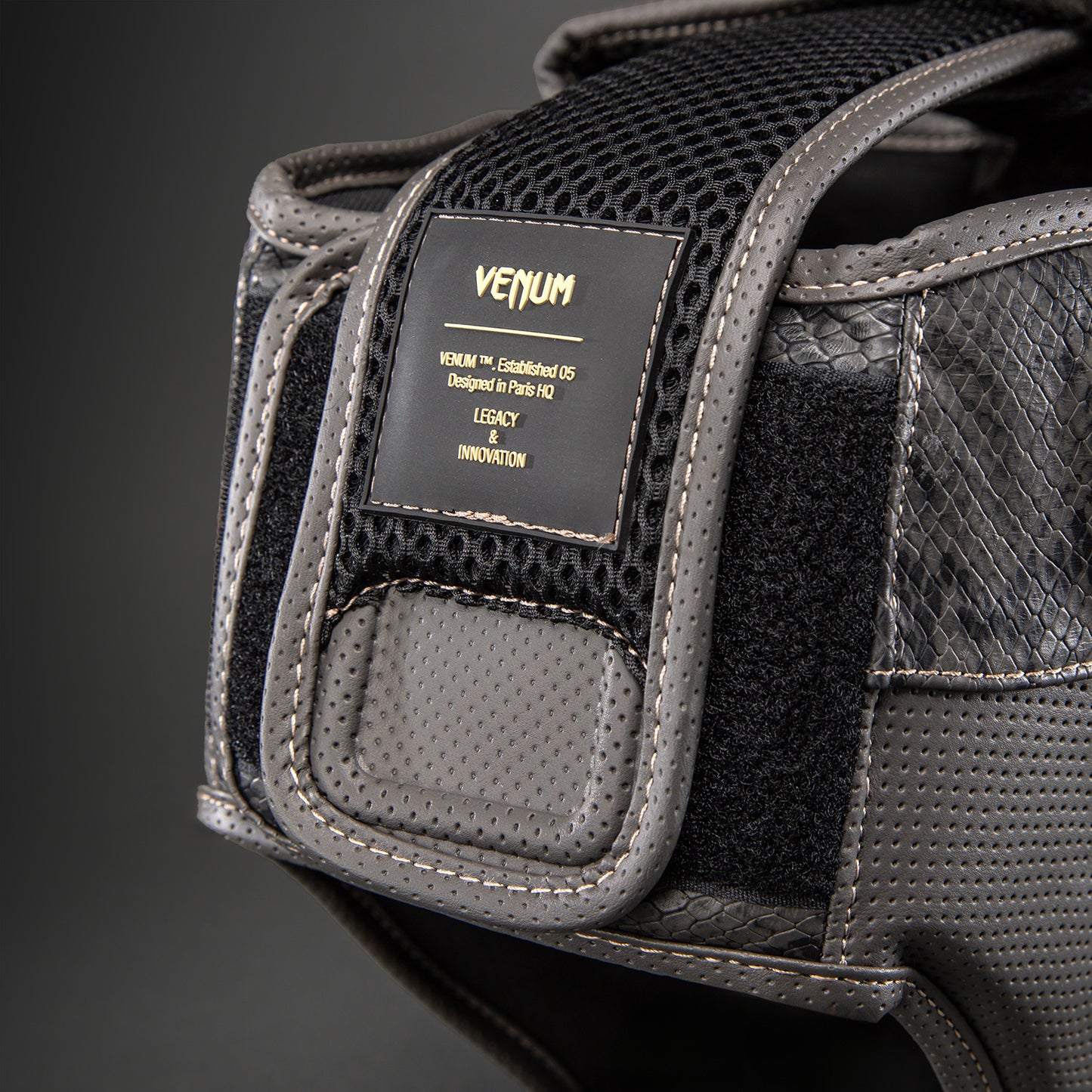 Venum Impact Evo Scales Casco Protettivo – Grigio Scuro
