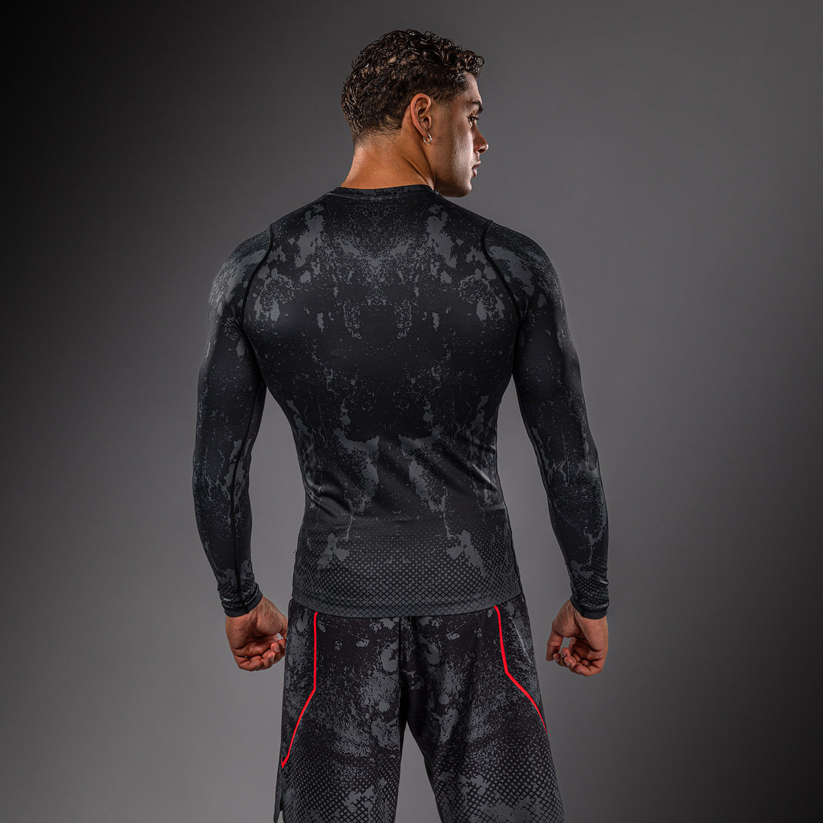 Venum x Batman Rashguard a maniche lunghe - Nero/Grigio/Rosso