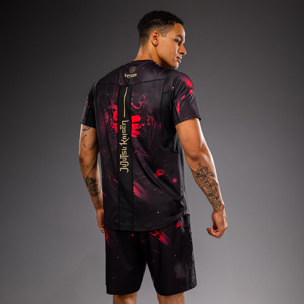 Jujutsu Kaisen x Venum Itadori Maglietta Dry-Tech – Nero/Rosso