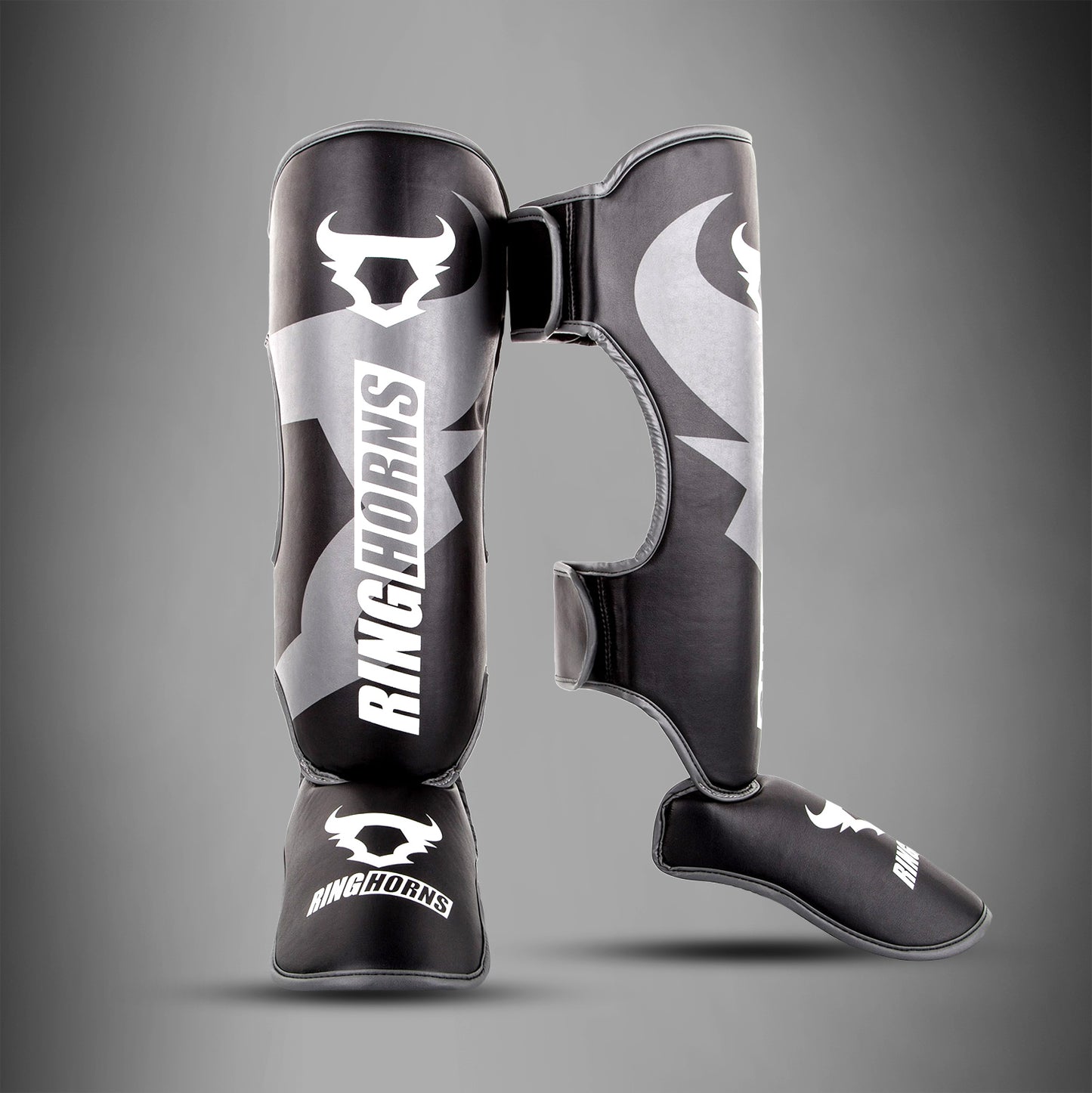 Ringhorns Charger by Venum Shin Guards and Foot Protectors – Nero