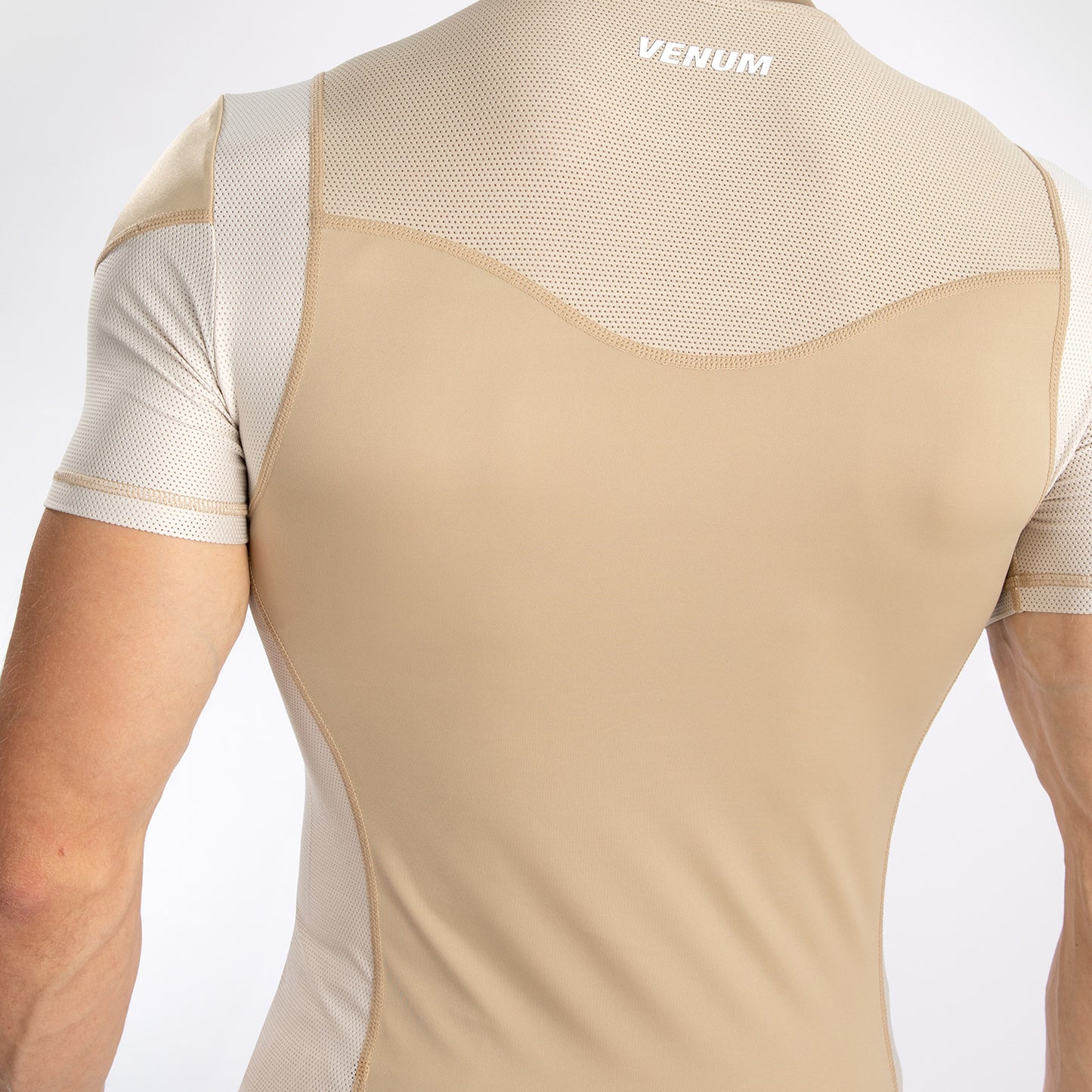 Venum Tempest Rashguard a maniche corte - Beige/Sabbia