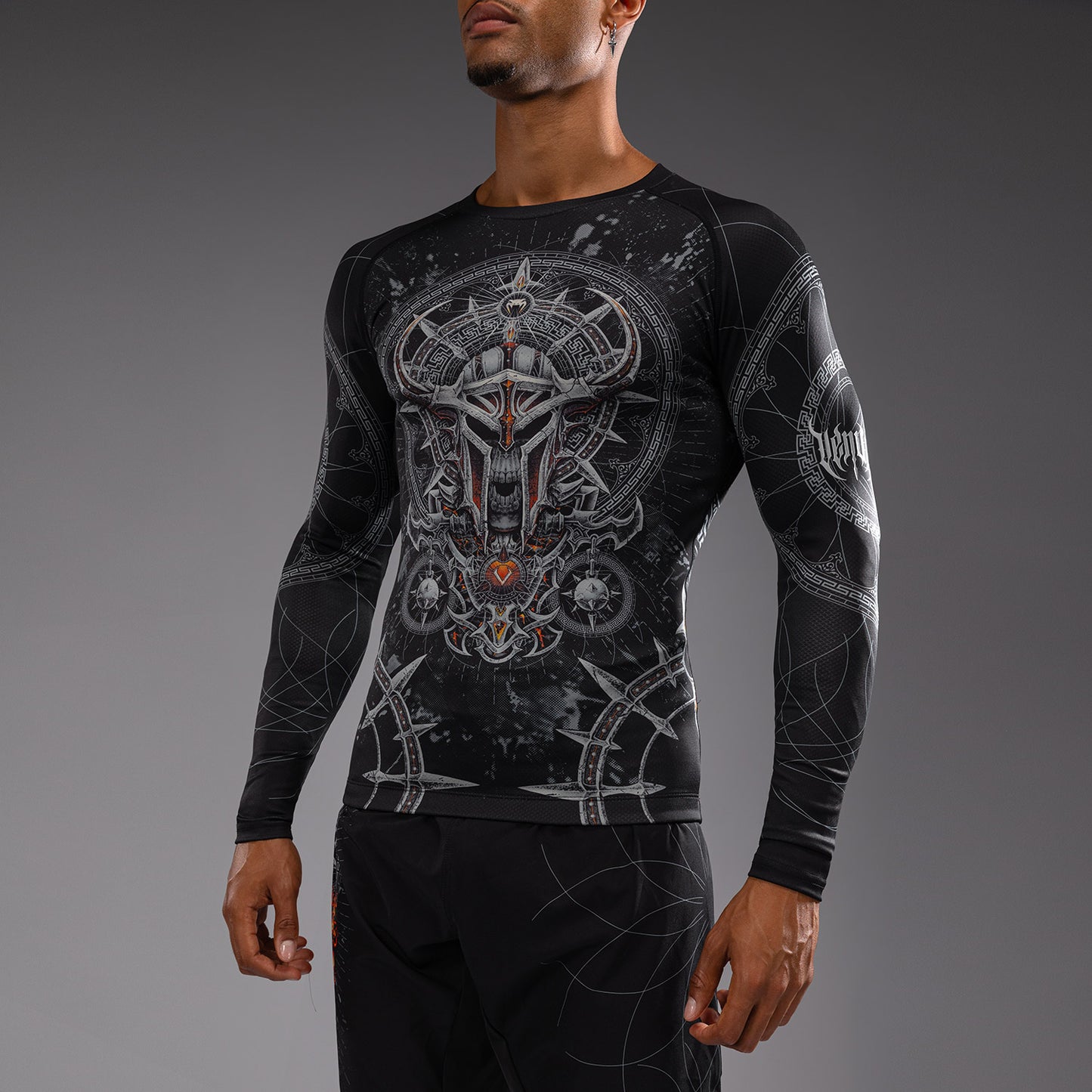 Venum Gladiator 5.0 Rashguard A Maniche Lunghe - Nero/Argento