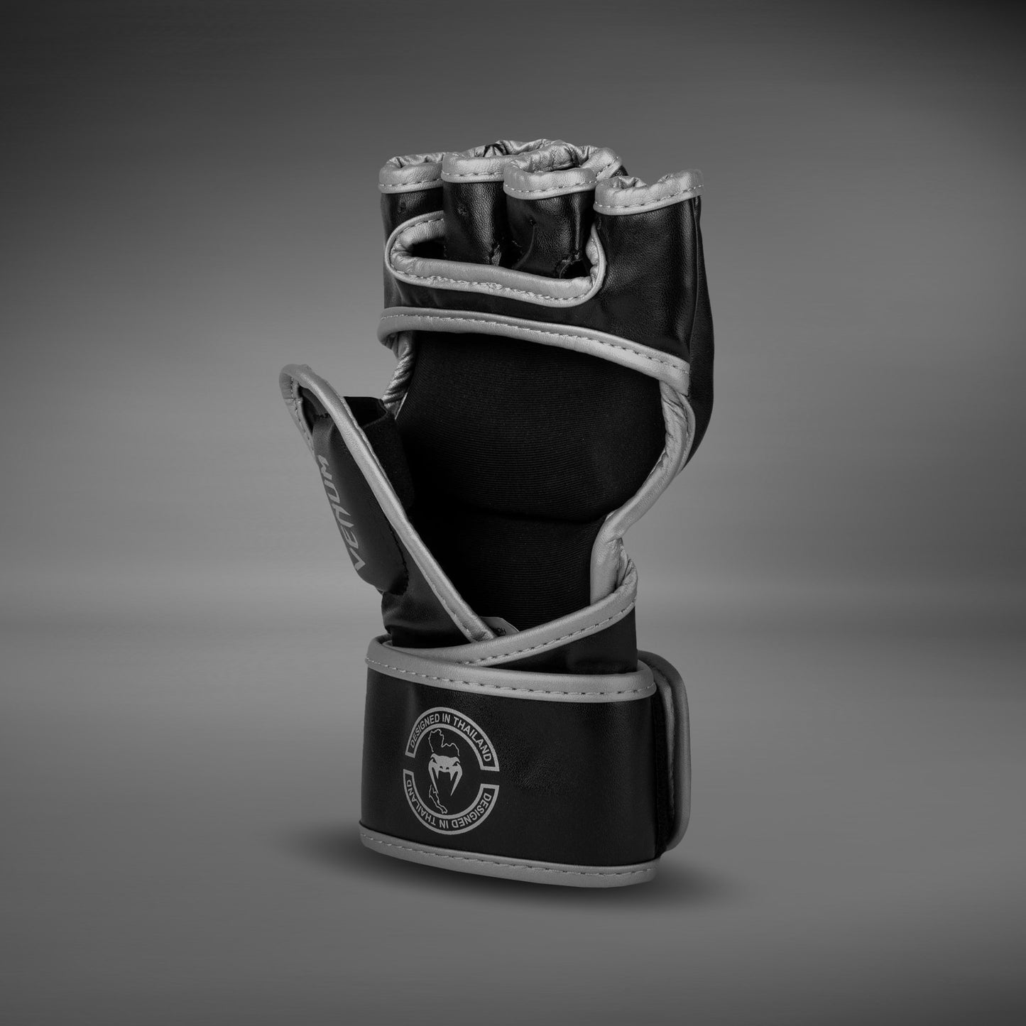 Venum Challenger 2.0 Guanti MMA - Nero/Argento