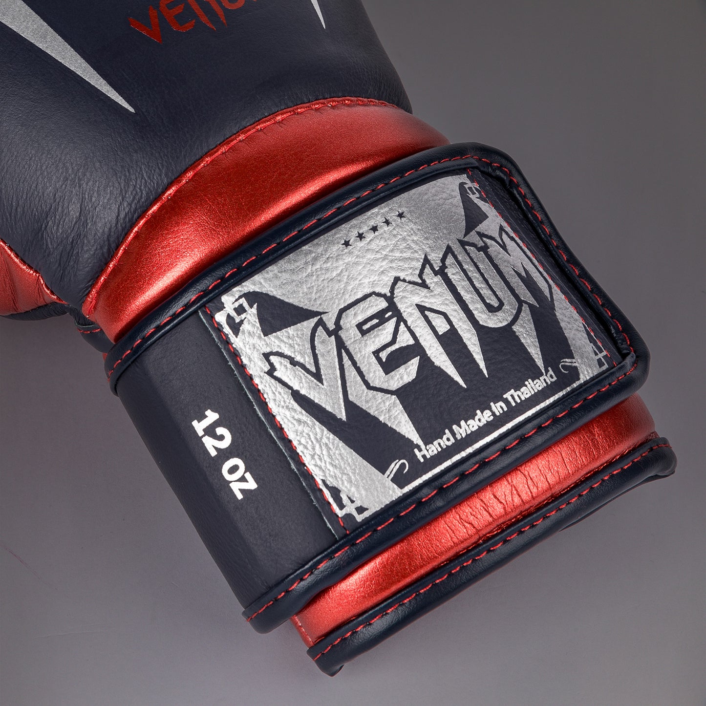 Venum Giant 3.0 Guanti da boxe - Blu navy/Rosso - Edizione speciale