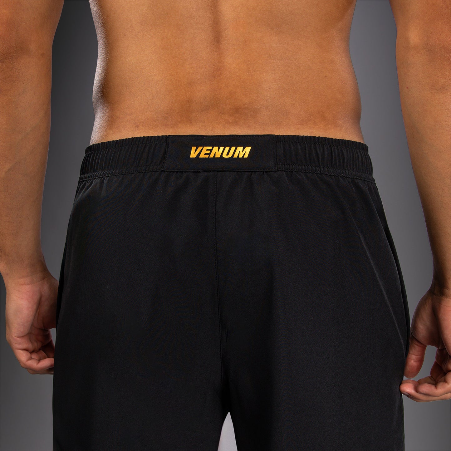 Venum G-Core Pantaloncini da Allenamento - Nero/Oro