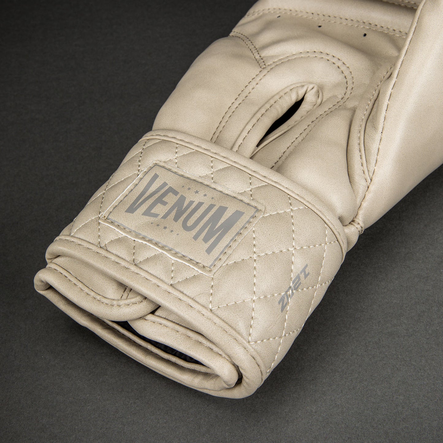 Venum Impact Classic Guantoni da Boxe – Avorio
