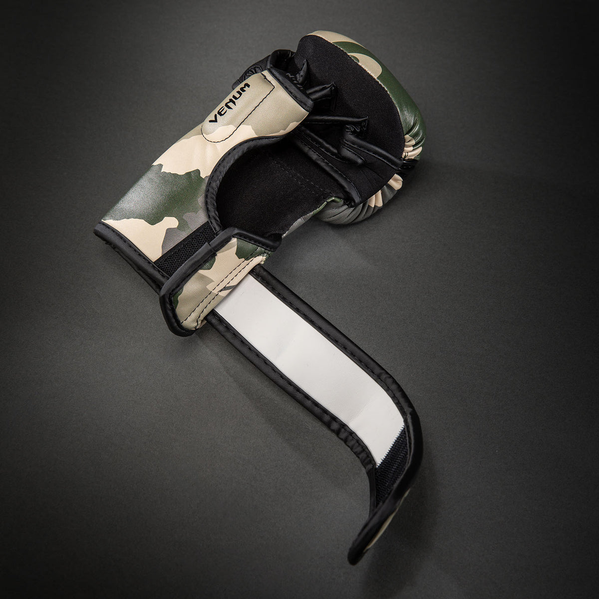 Venum Elite Guanti da Sparring - Kaki/Bianco Sporco