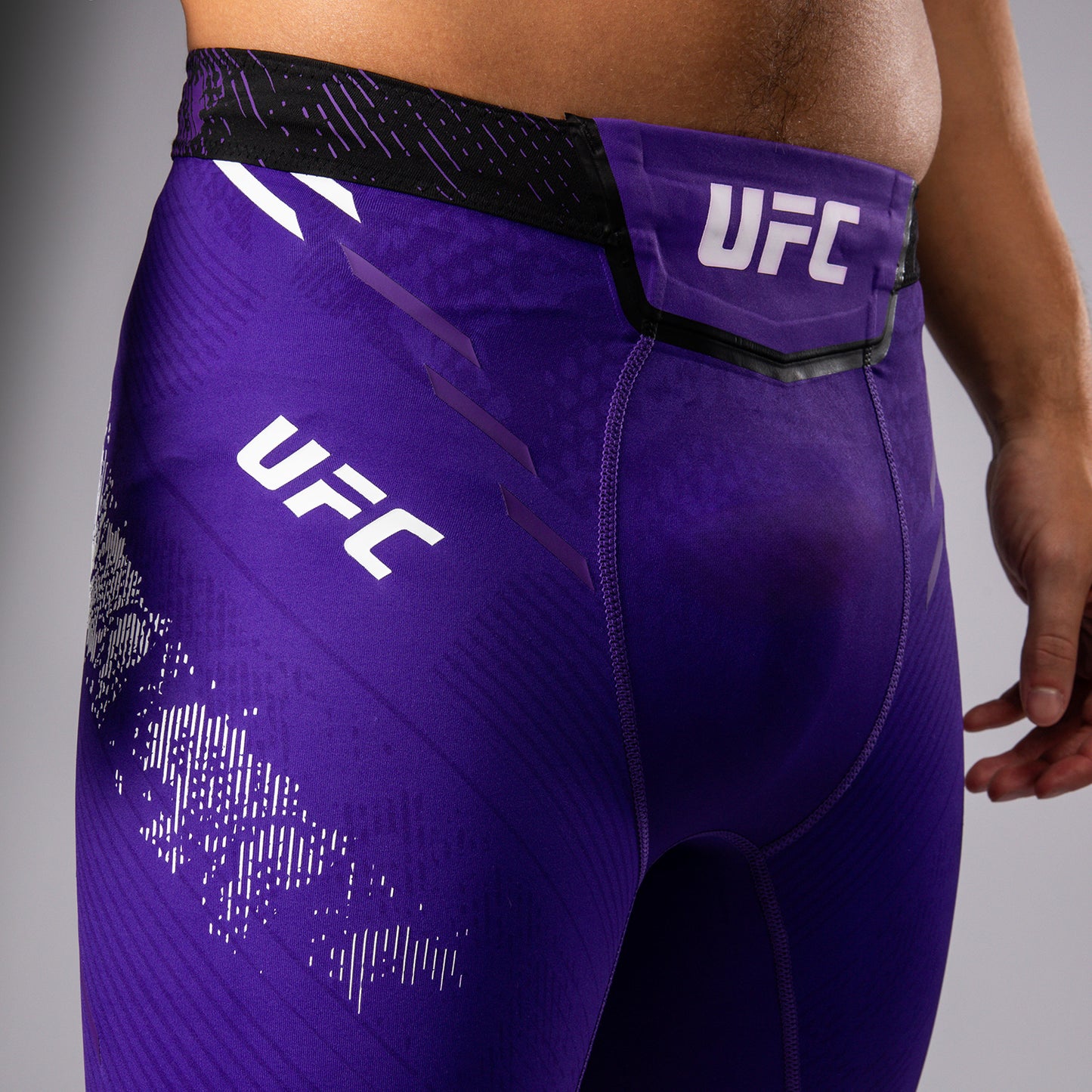UFC Adrenaline by Venum Authentic Fight Night Pantaloncini a compressione - Viola