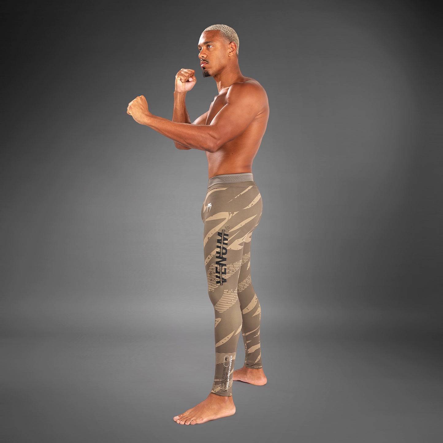 UFC Adrenaline by Venum Fight Week performance Pantaloni A Compressione - Desert Camo