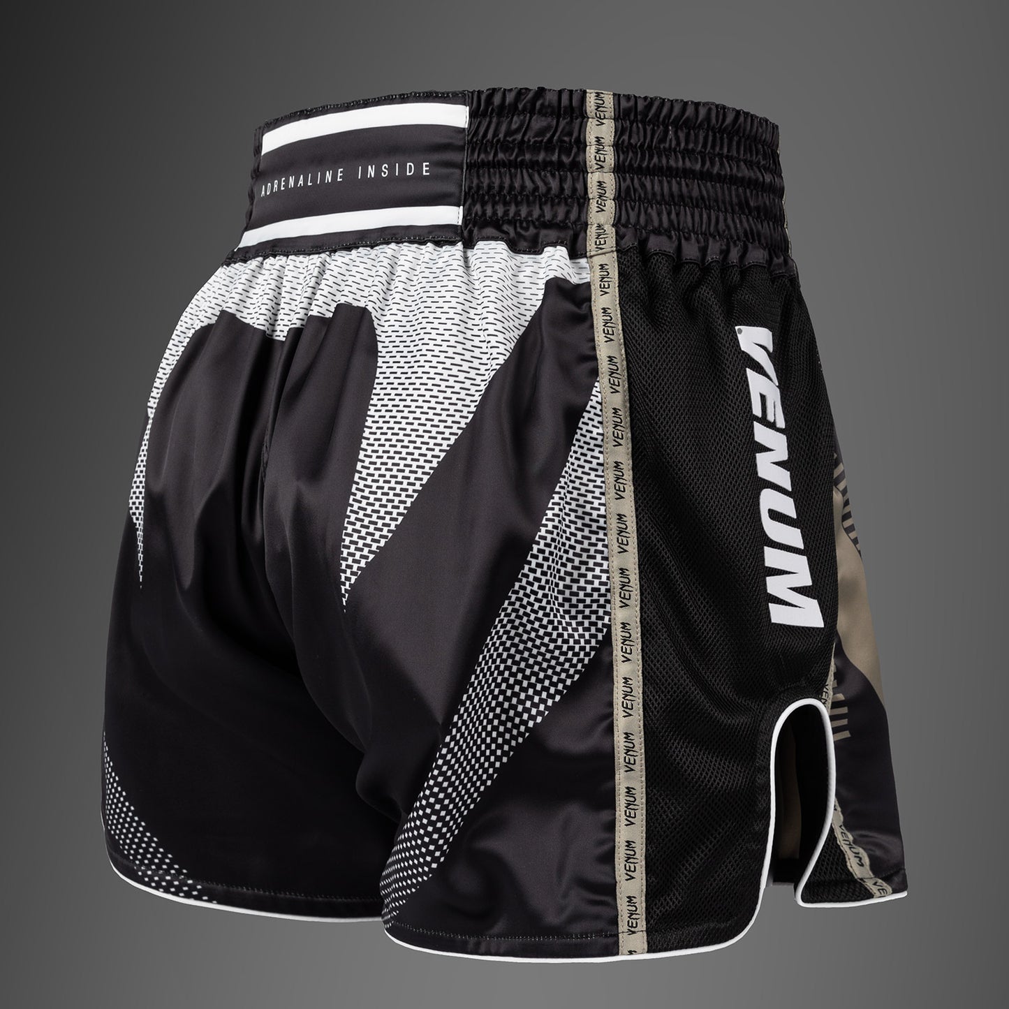 Venum Adrenaline Pantaloncini Muay Thai – Nero/Sabbia