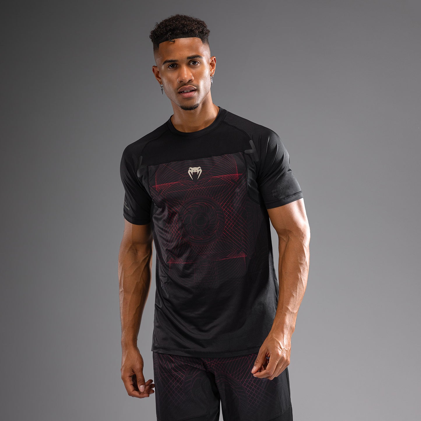 Venum G-Fit Air Maglietta Uomo Dry-Tech - Nero Profondo/Rosso Fuoco
