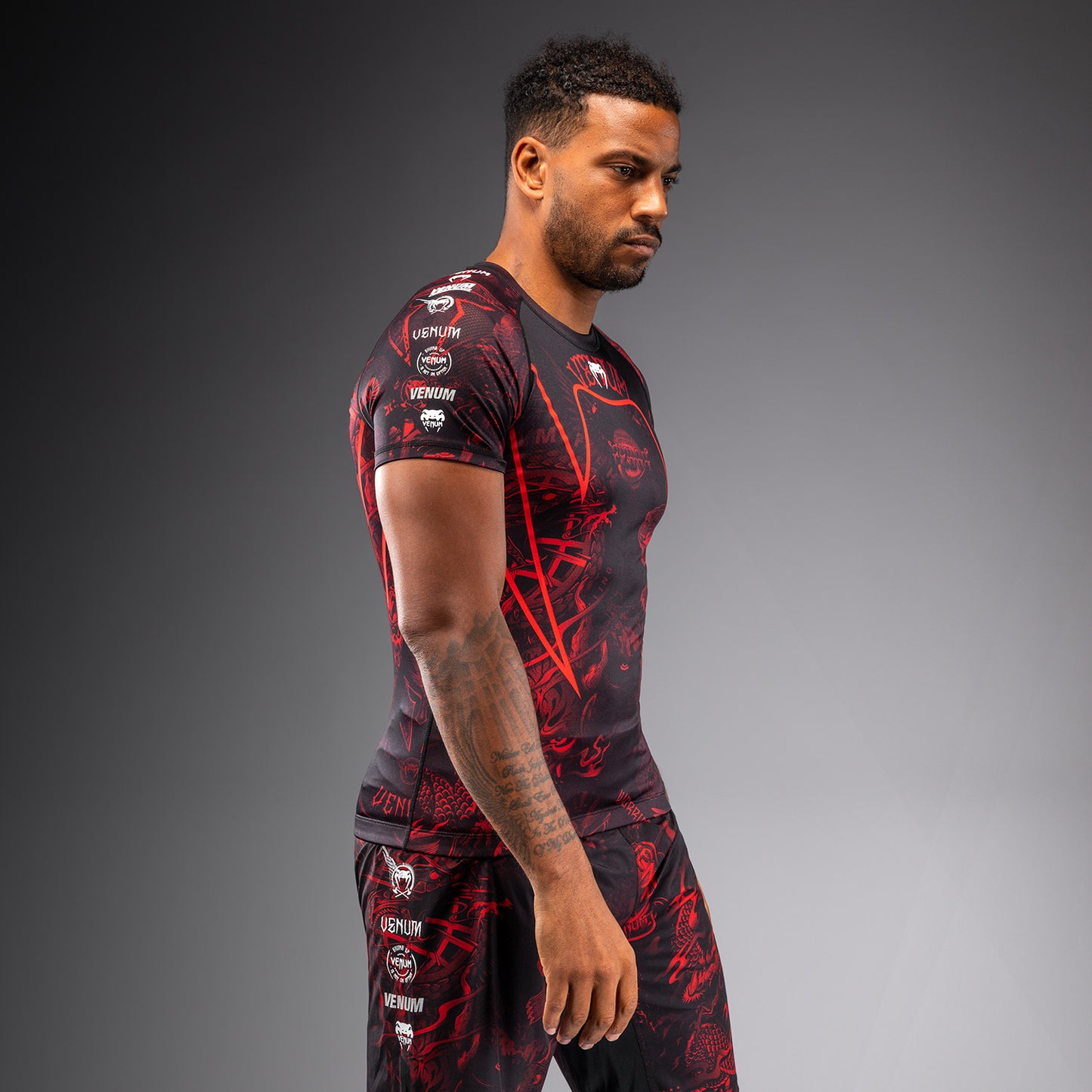 Venum 20th Anniversary Rashguard a Maniche Corte - Nero/Rosso