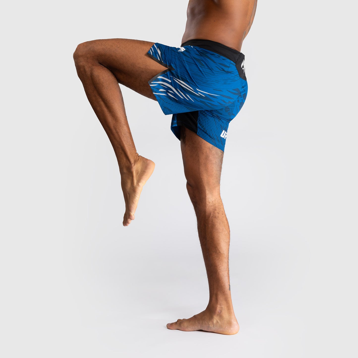 UFC Fusion by Venum Authentic Fight Night Shorts da Lotta per Uomo - Fit Corto - Blu