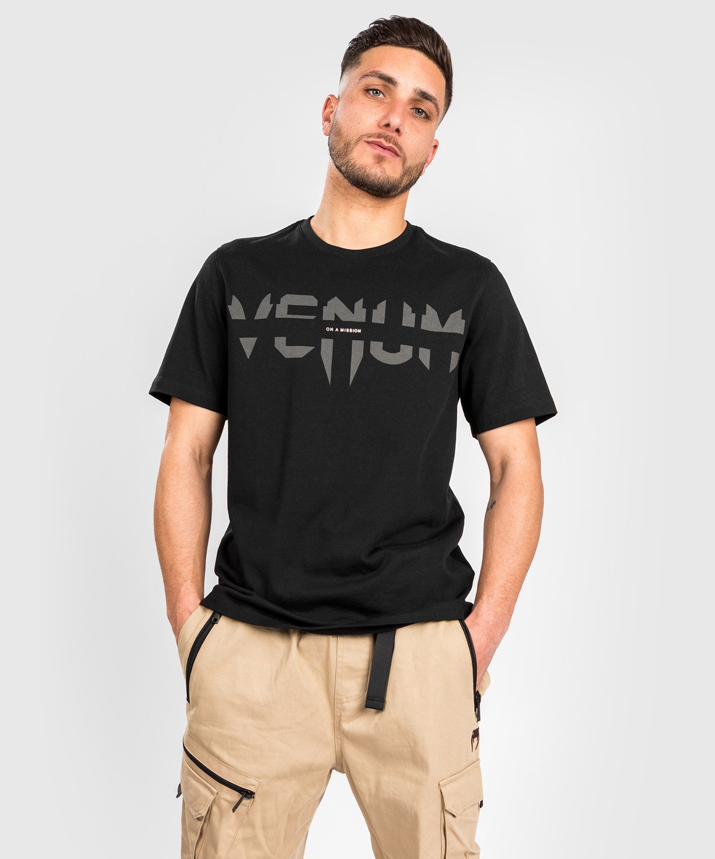 T-shirt Venum On a Mission - Vestibilità regolare - Nera