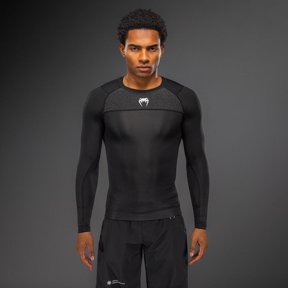 Venum G-Fit Scale Rashguard a maniche lunghe - Nero