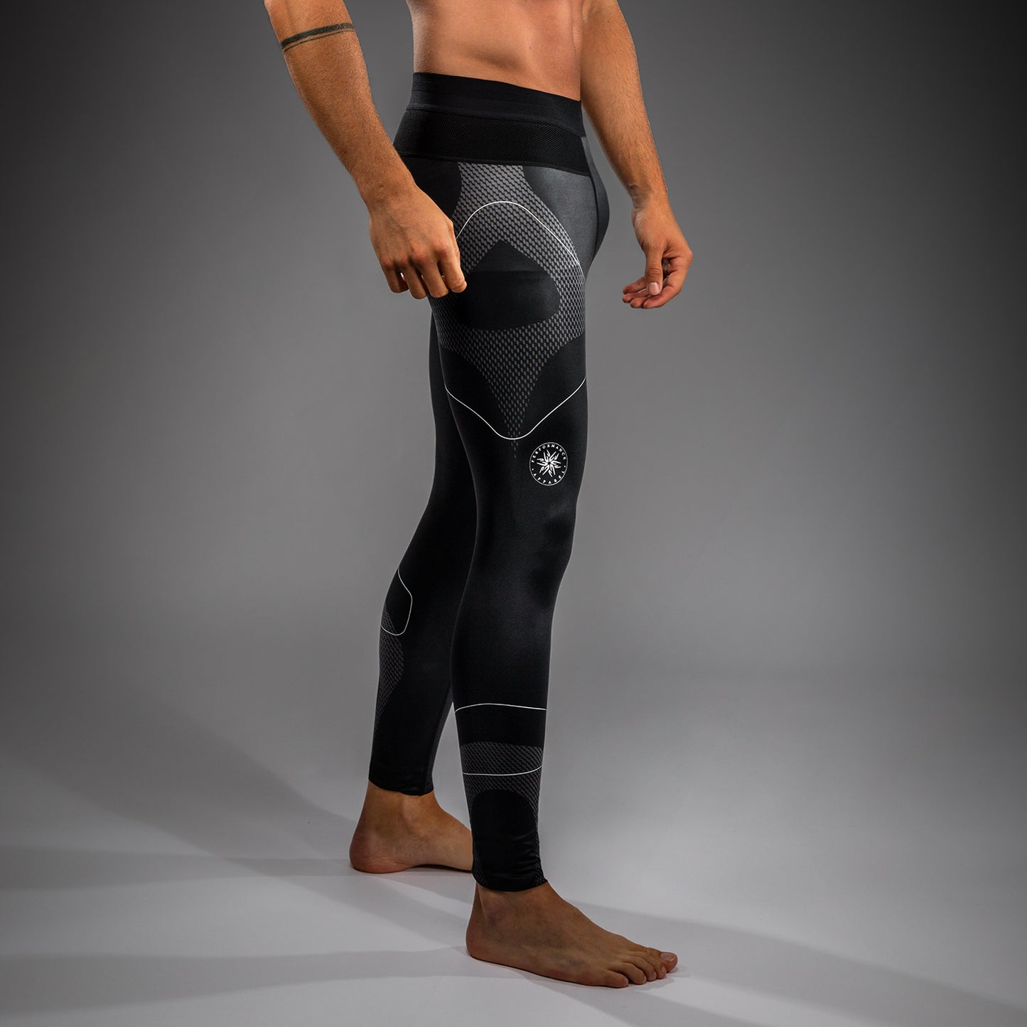 Venum Nexus Pantaloncini Compressivi – Nero/Argento