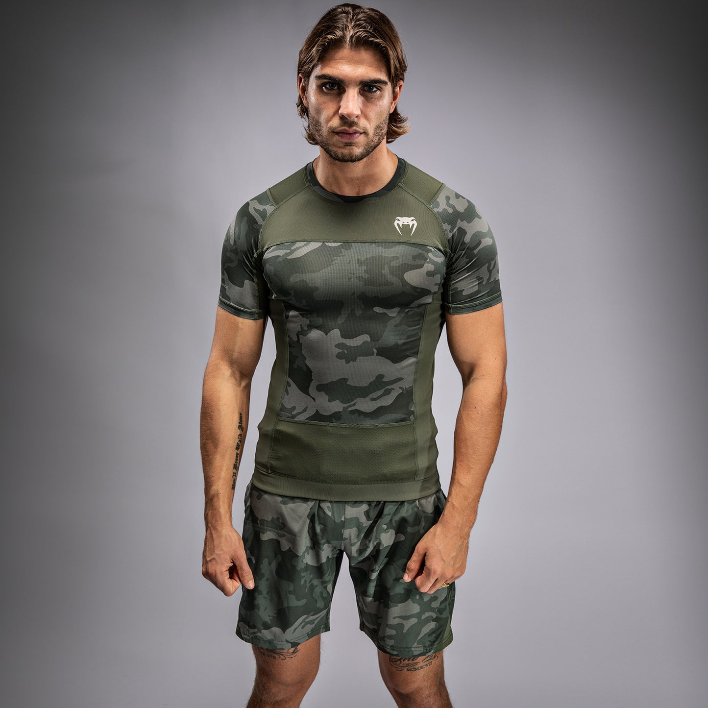 Venum G-Fit Air Rashguard a maniche Corte - Camo Esercito