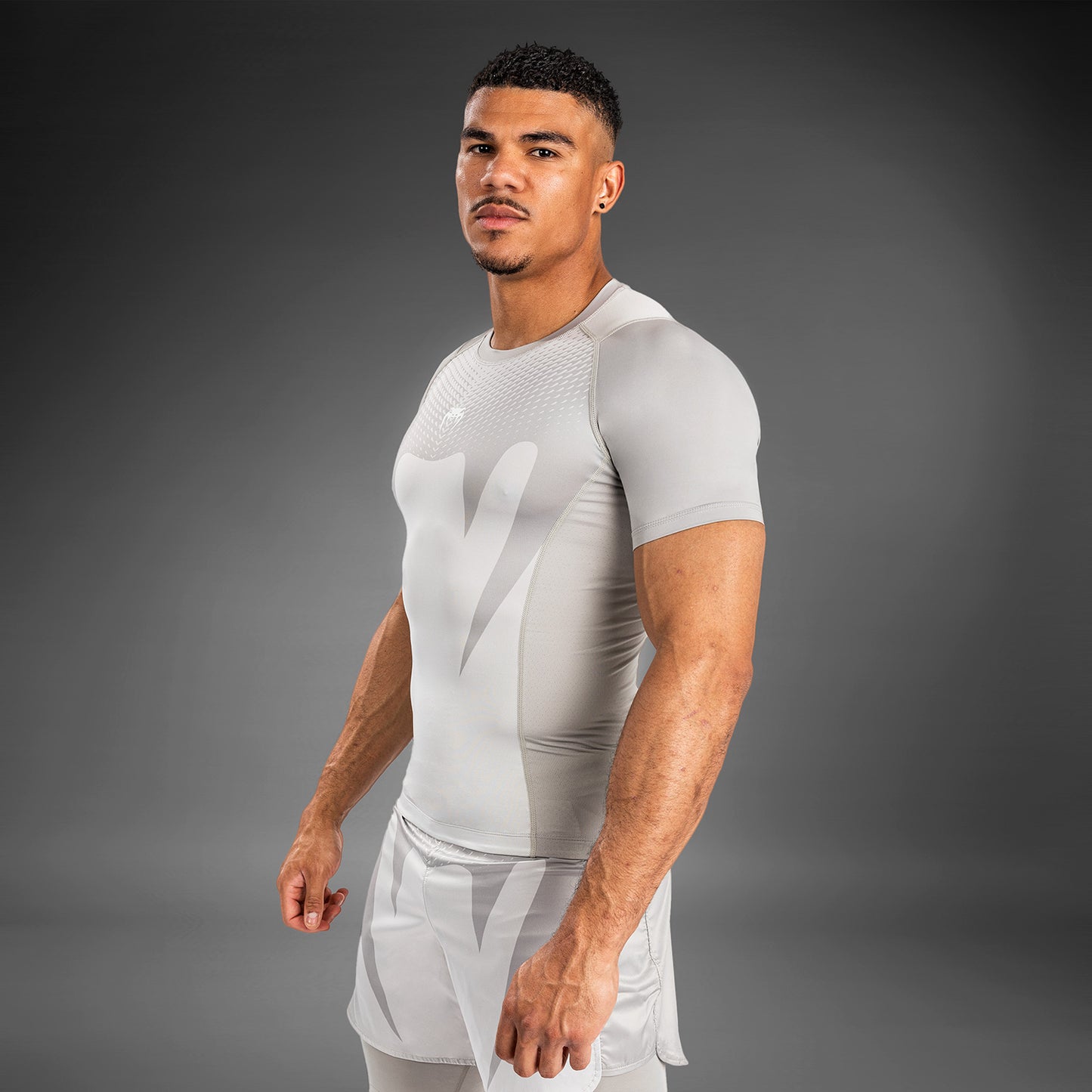 Venum Attack Rashguard a Maniche Corte da Uomo - Sabbia