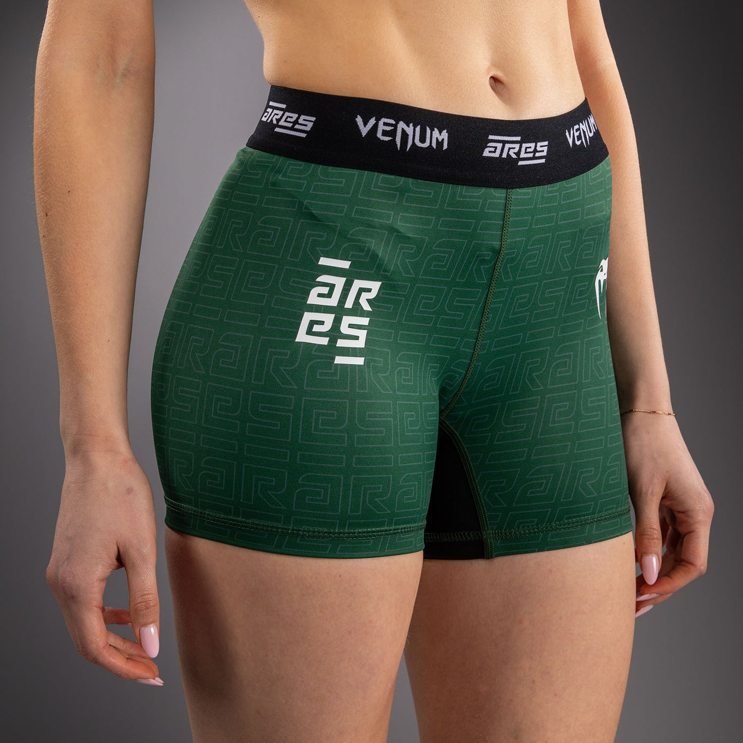 Venum x Ares 2.0 Pantaloncini da Allenamento da Donna – Kaki