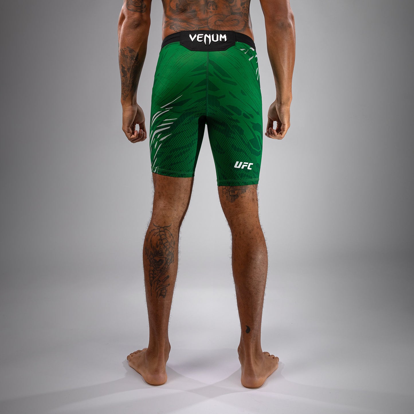 UFC Fusion by Venum Authentic Fight Night Vale Tudo Shorts per Uomo - Verde