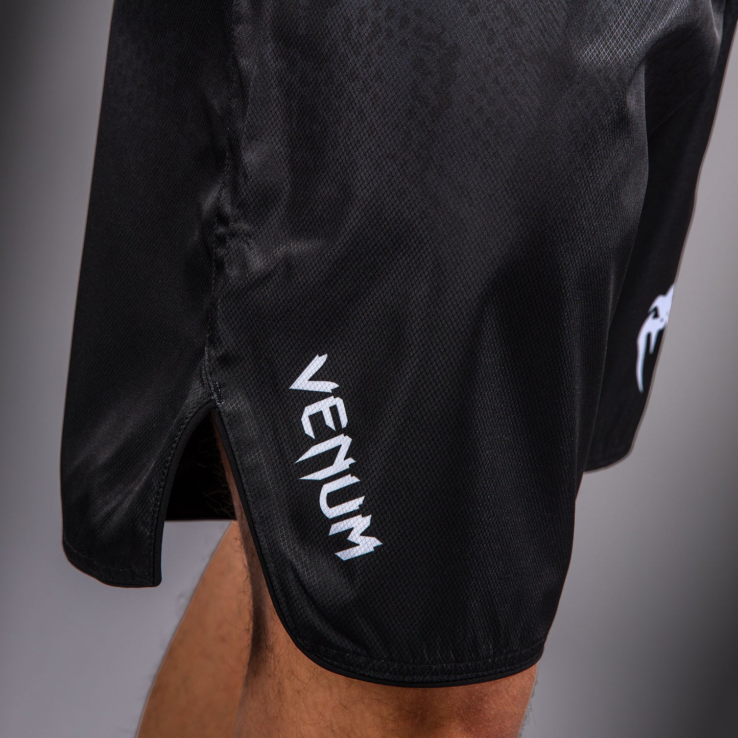 Venum Black Viper Pantaloncini da Combattimento – Nero