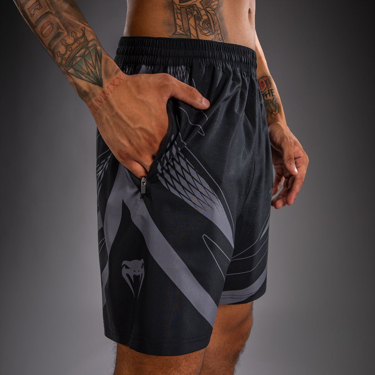 Venum Amazonia Reborn Pantaloncini da allenamento - Nero/Grigio