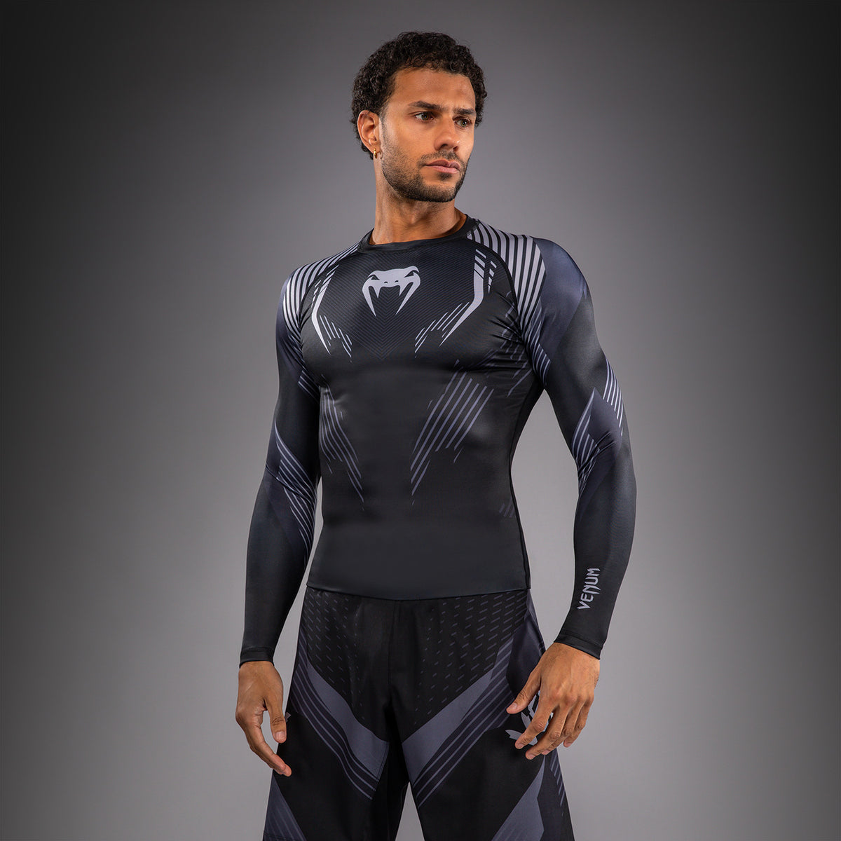 Venum No-Gi 6.0 Rashguard a Maniche Lunghe - Nero/Grigio