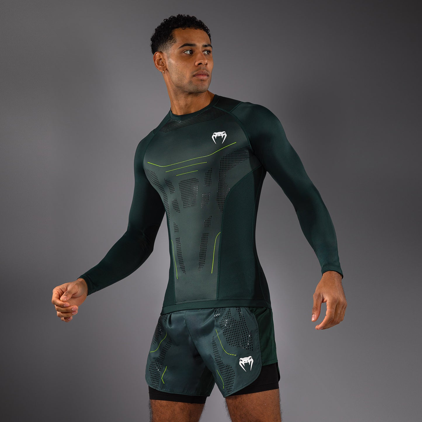 Venum Technical 3.0 Rashguard a Maniche Lunghe - Verde Foresta