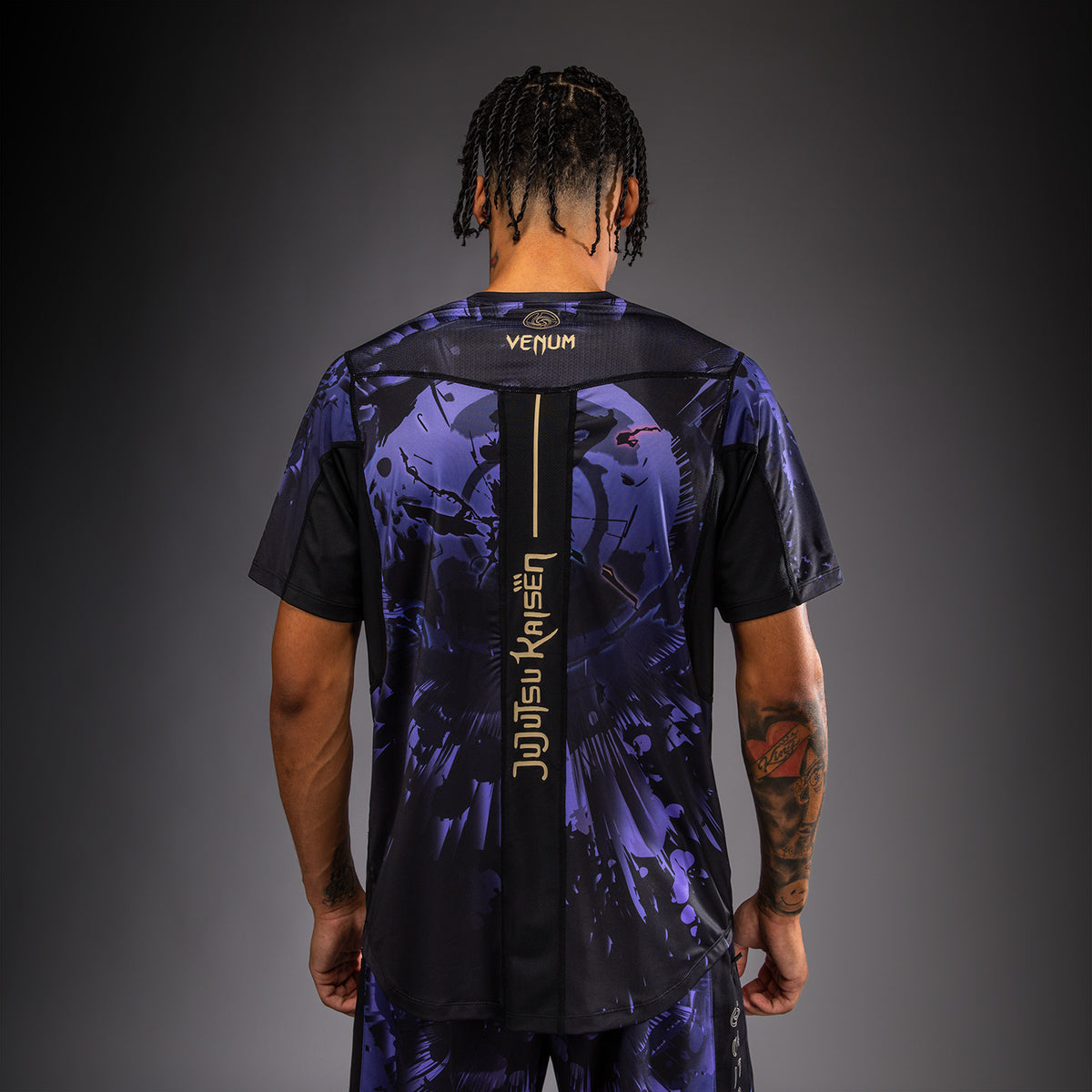 Jujutsu Kaisen x Venum Gojo Maglietta Dry Tech – Viola