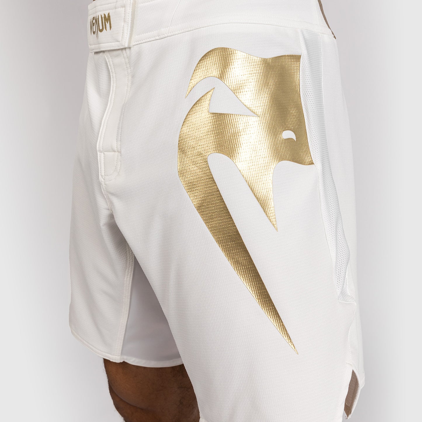 Venum Light 5.0 Pantaloncini da combattimento - Bianco/Oro