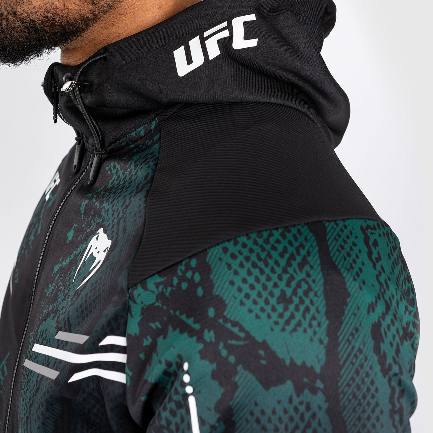 UFC Adrenaline by Venum Authentic Fight Night Felpa con cappuccio per Uomo - Emerald Edition - Verde/Nero