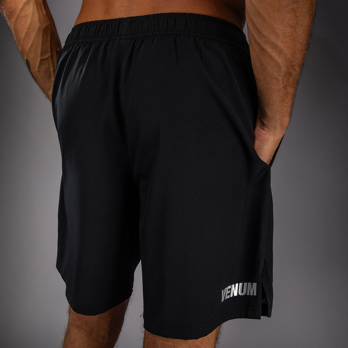 Venum Contender Shorts da allenamento - Nero/Argento
