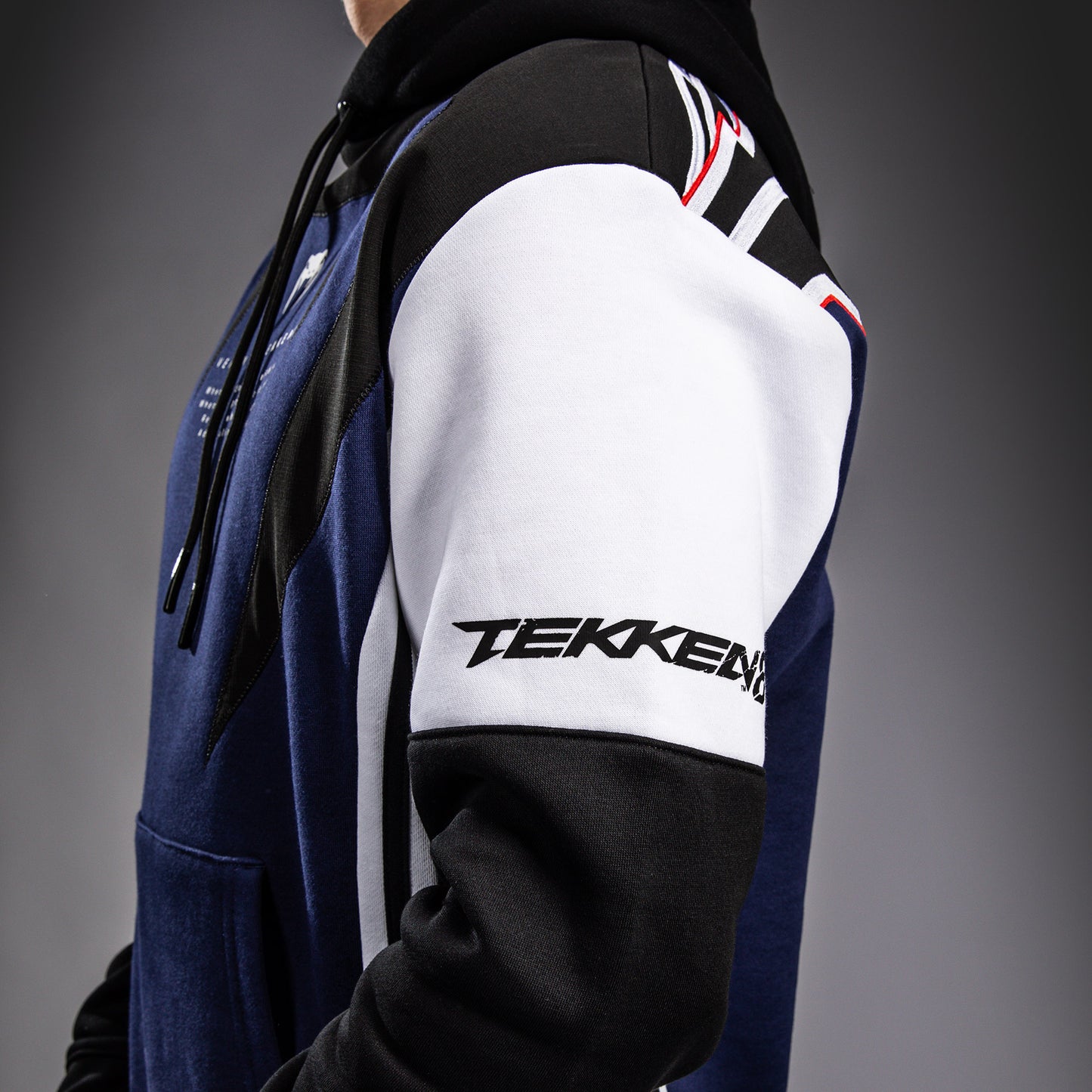 Venum x TEKKEN 8 - Jin Kazama Felpa - Blu/Nero/Bianco